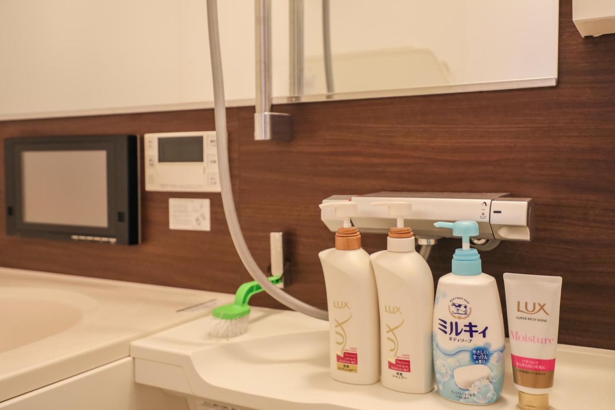 小田別荘 難波 Oda Villa Namba أوساكا المظهر الخارجي الصورة